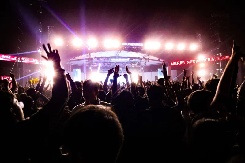 Charting the Journey: The Fans Who Turn Concert History Into Living Archives
